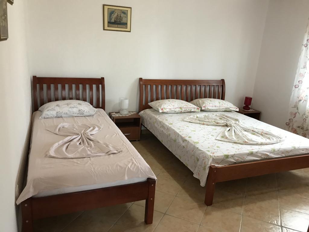 Holiday Home Zenit Ulcinj Exterior foto